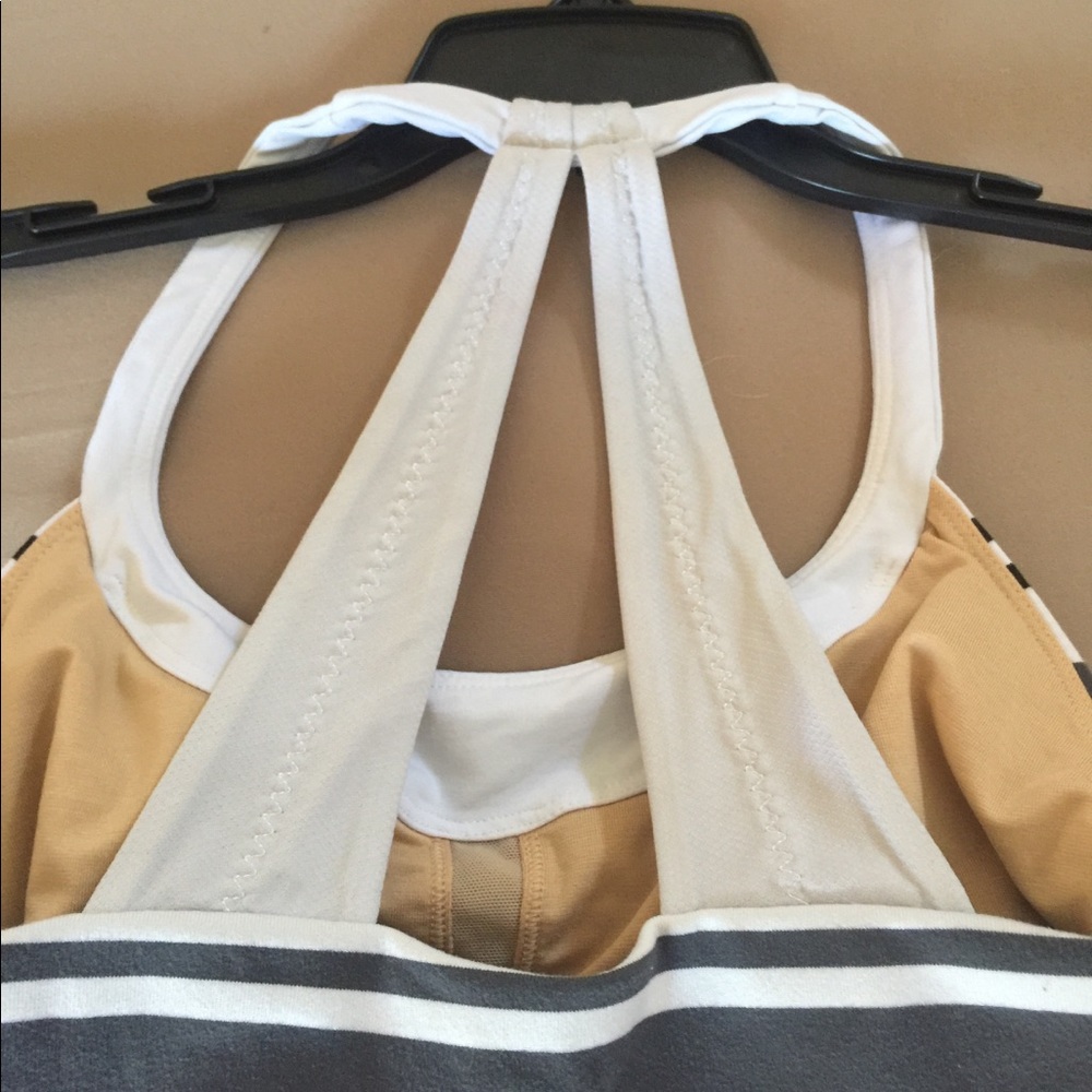 Like new lulu lemon size 2 top. White, light grey - Picture 4 of 4